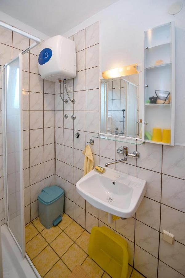 Apartmani Topolovec Luka  Buitenkant foto