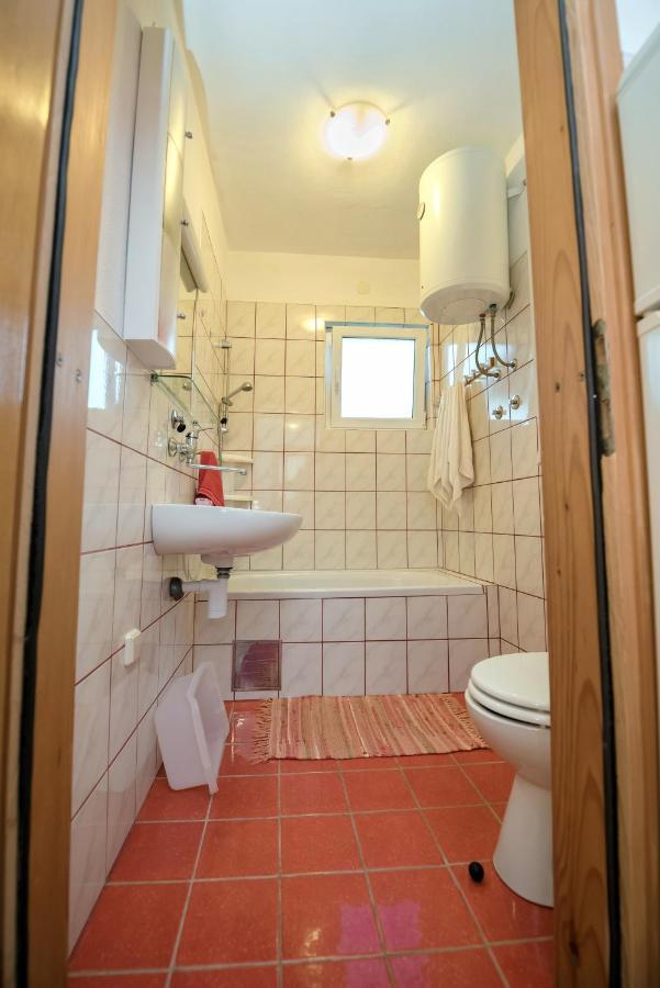 Apartmani Topolovec Luka  Buitenkant foto